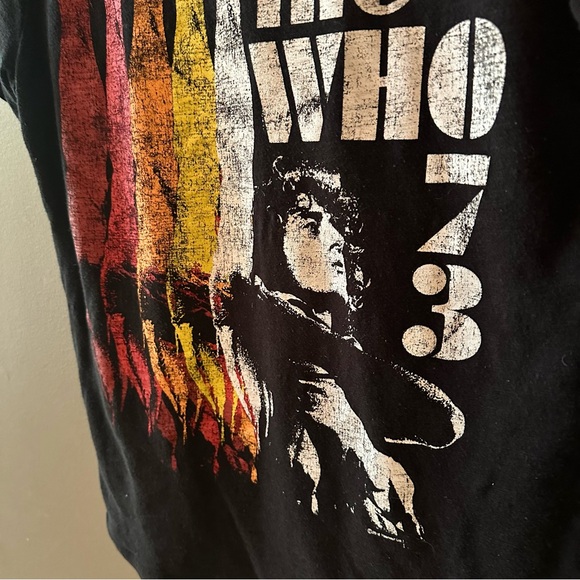 The WHO Rock Band T-Shirt Gray Men’s Small - Picture 3 of 5